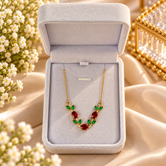 Tulip Bloom Necklace Red & Green – Floral Elegance Collection 🌷