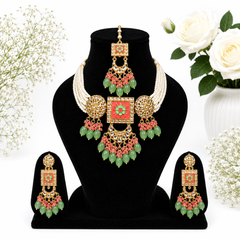 Kundan Moti Set