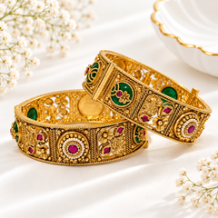 Rajwadi Emerald Kada